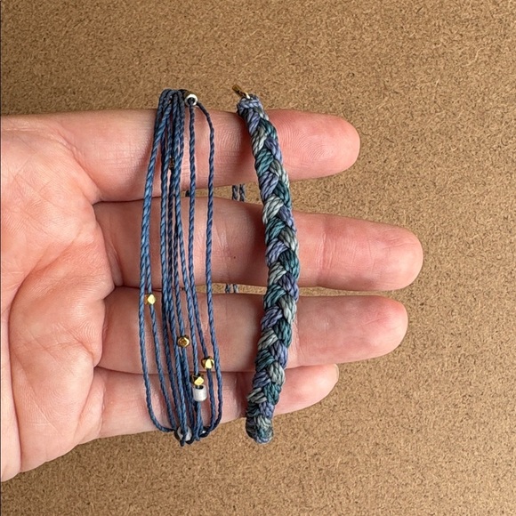 PURA VIDA Bracelets Adjustable Stackable Lot of 2
Bohemian Style Festival - Picture 2 of 3
